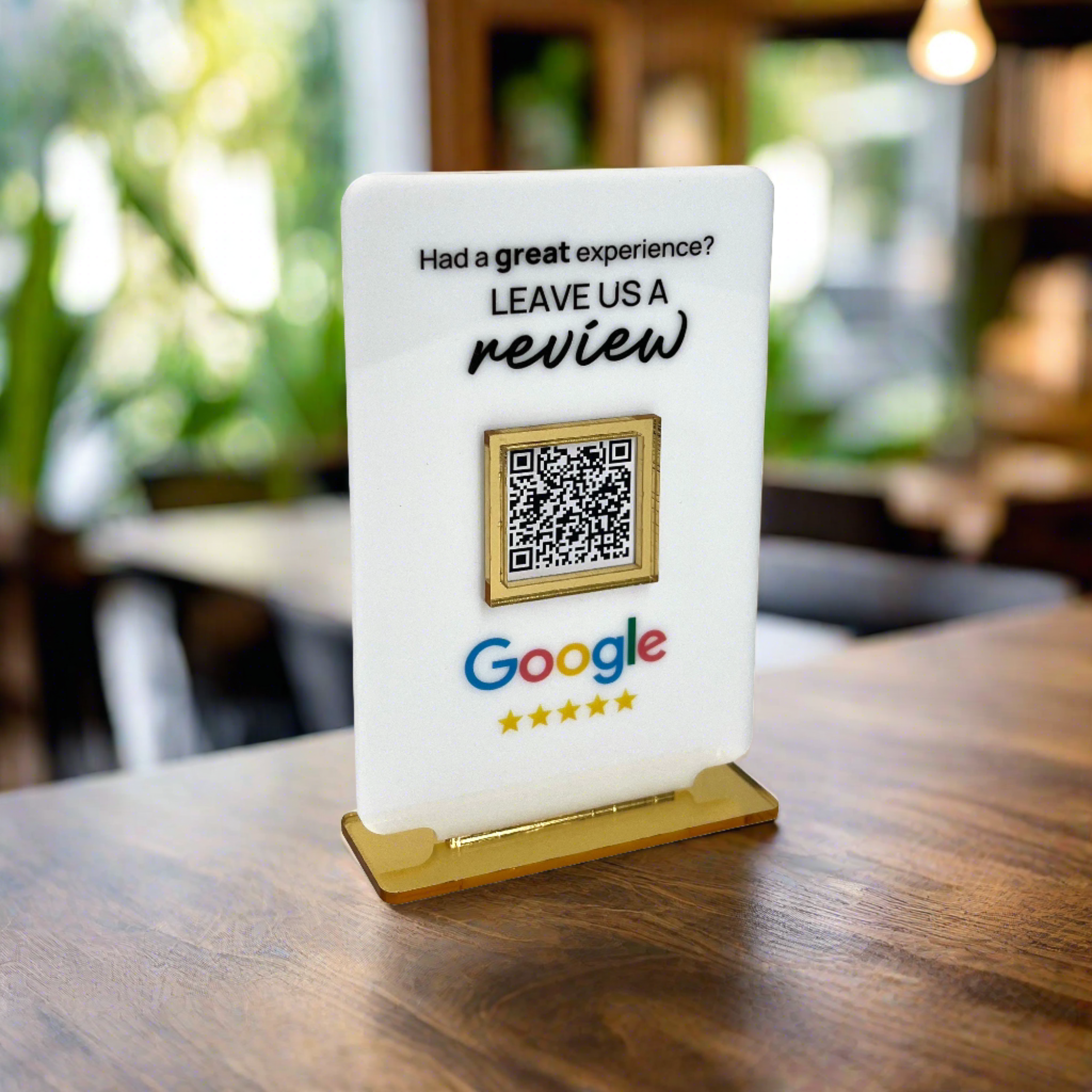 Smart-Tap, Google Review Table Talker με NFC/QR Code, T-Shape Small με το λογότυπό σας. Άσπρο με χρυσά διακοσμητικά