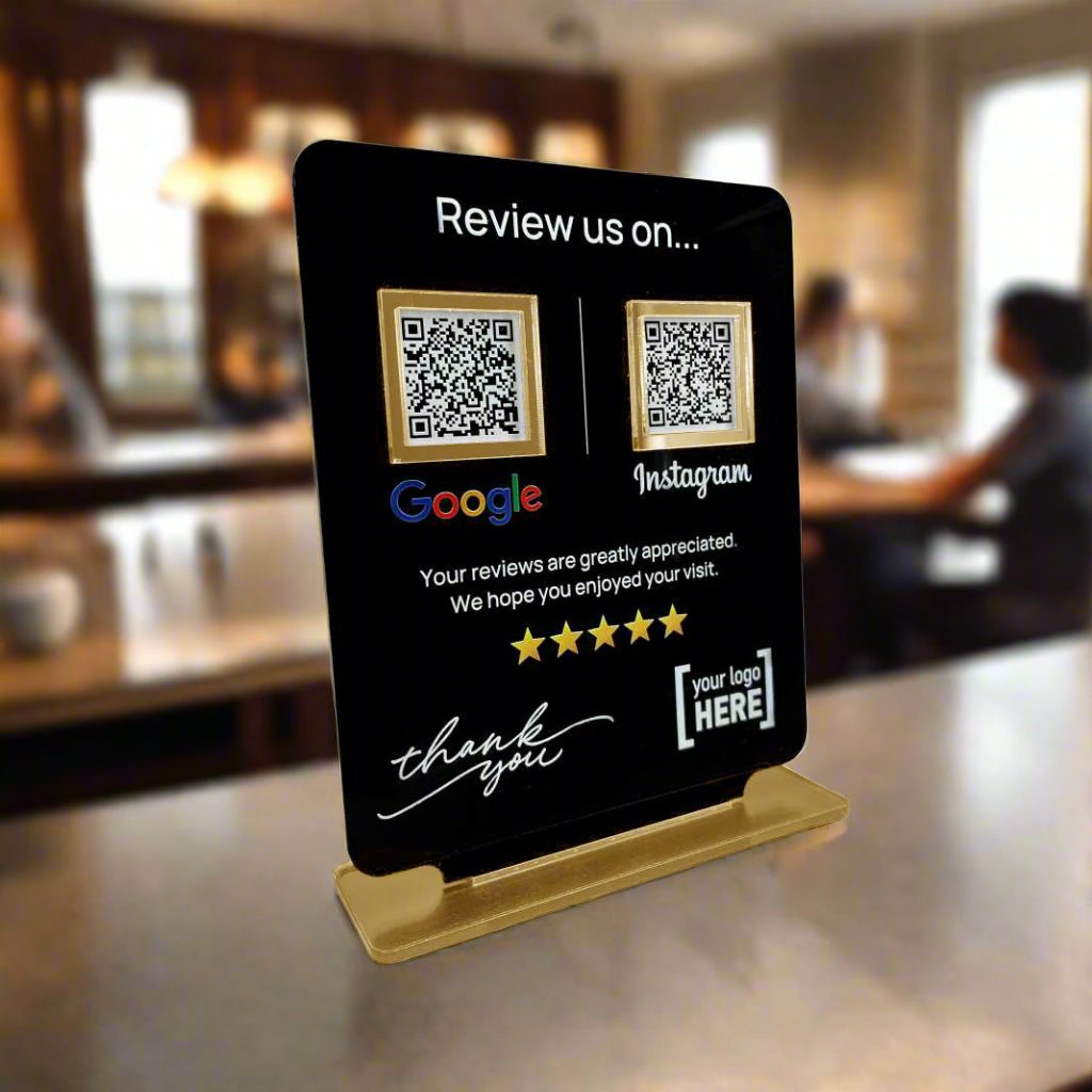 Smart-Tap, Google Review Table Talker 2-Links με NFC/QR Code, T-Shape με το λογότυπό σας. Μαύρο με χρυσά διακοσμητικά